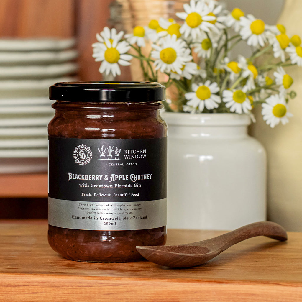 Greytown Distilling Co. Blackberry and Apple Chutney with Fireside premium gin. For the best gin gifts, buy online direct from the coolest gin distillery on the planet. 