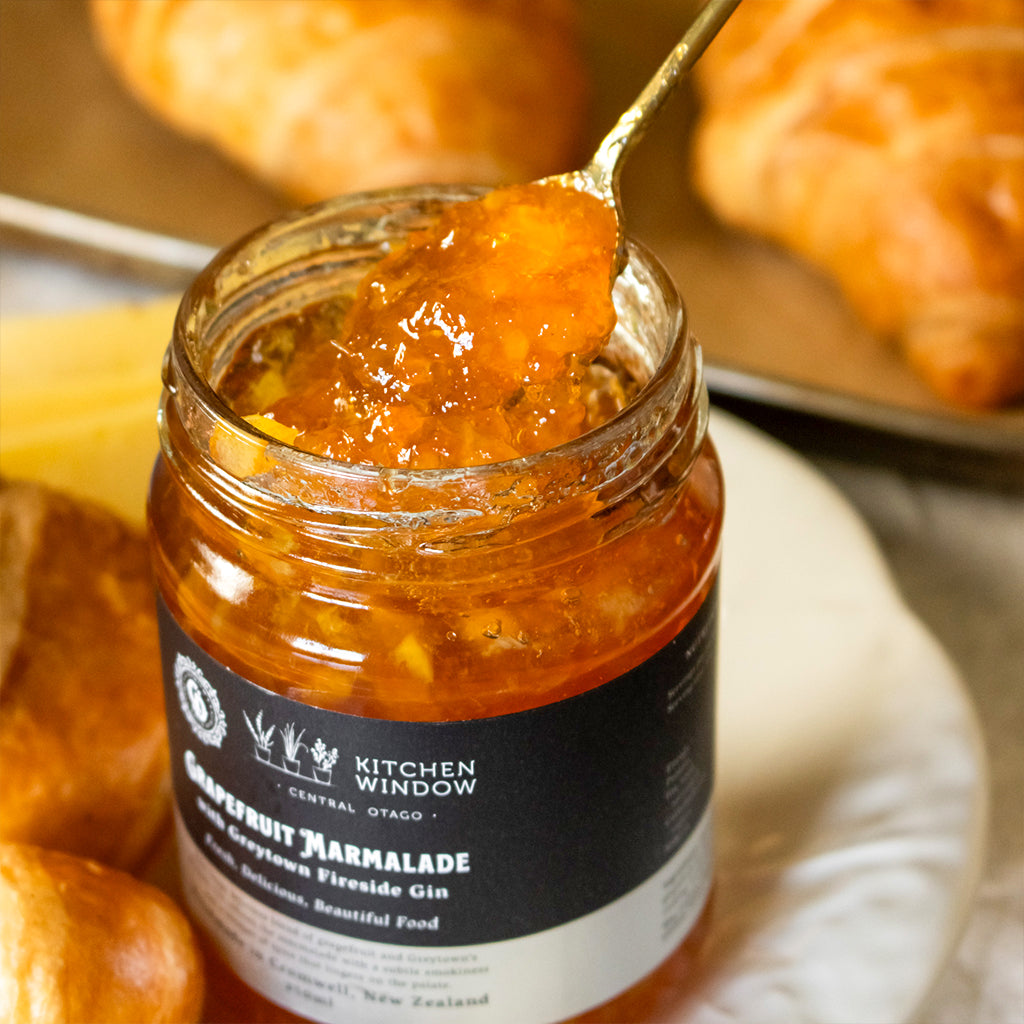 Greytown Distilling Co. Grapefruit Marmalade with Fireside premium gin. For the best gin gifts, buy online direct from the coolest gin distillery on the planet. 